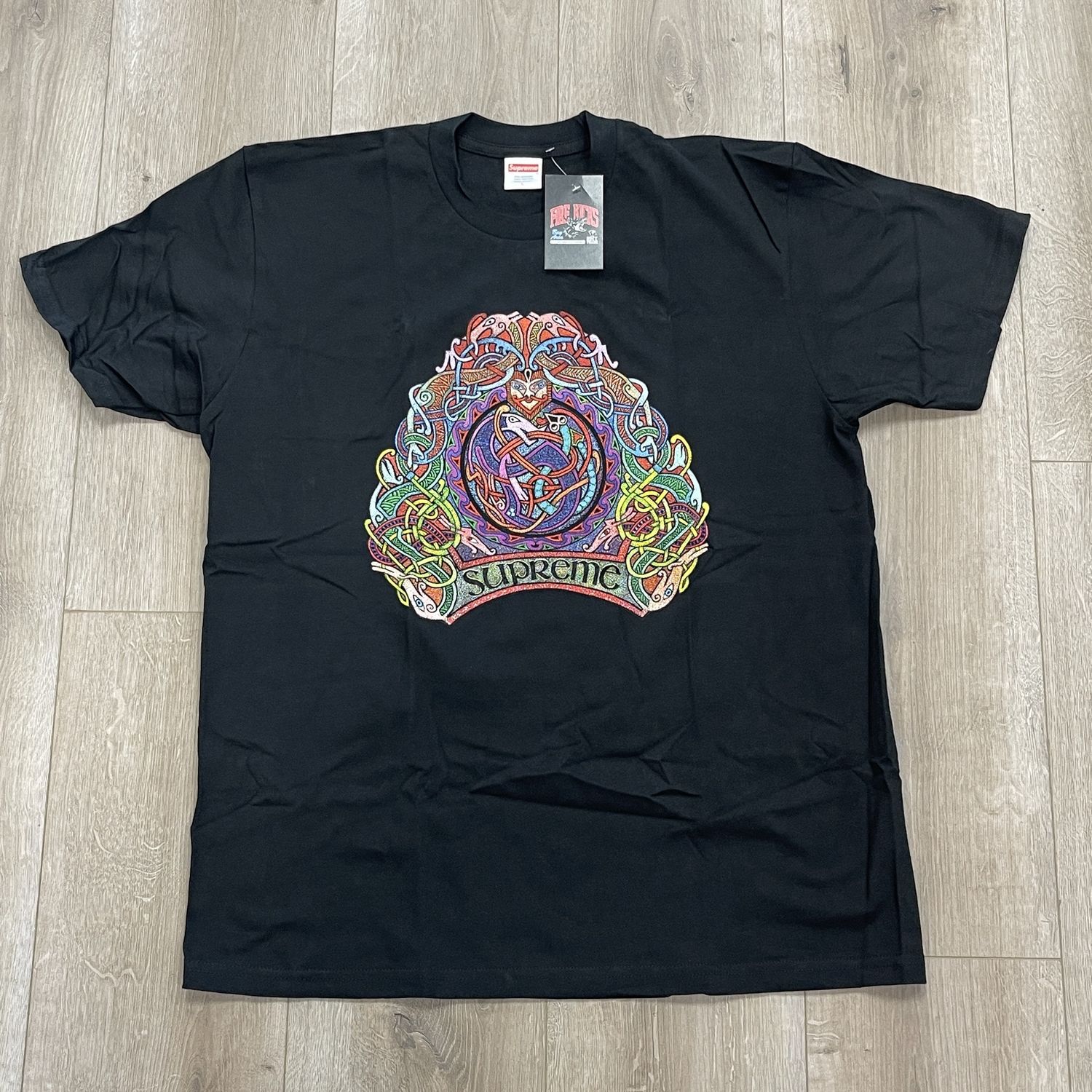 Supreme Knot Tee size Large Brand New