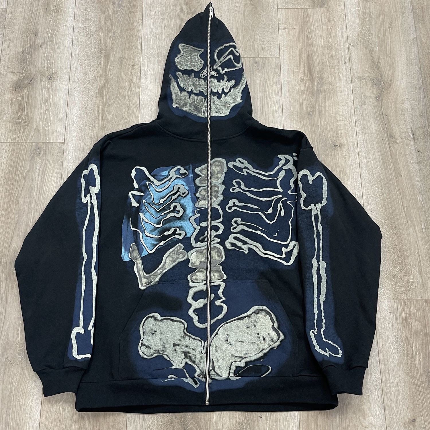 Travis Scott Fragment Skeleton Graffiti Hoodie size XL Pre-Owned
