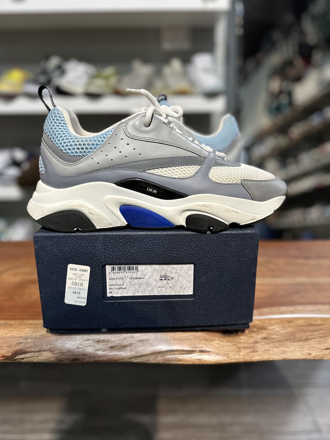 Dior B22 White Blue - Pre-Owned, Product Condition: Pre-Owned, Shoe Size: US M 13