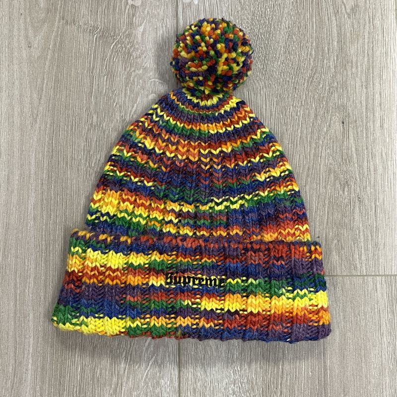 Supreme Rainbow Beanie • Pre-Owned