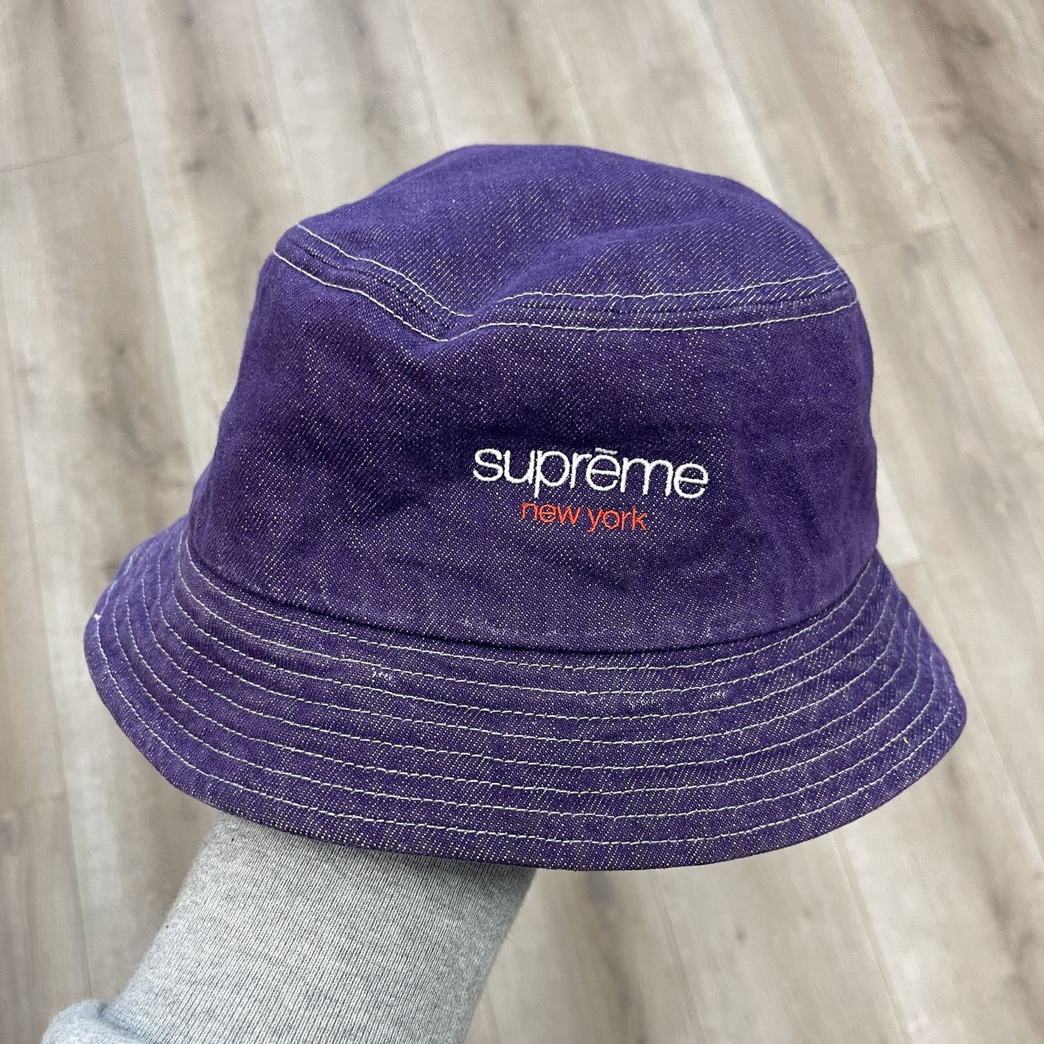 Supreme Purple Twill Crusher size Medium/Large Pre-Owned