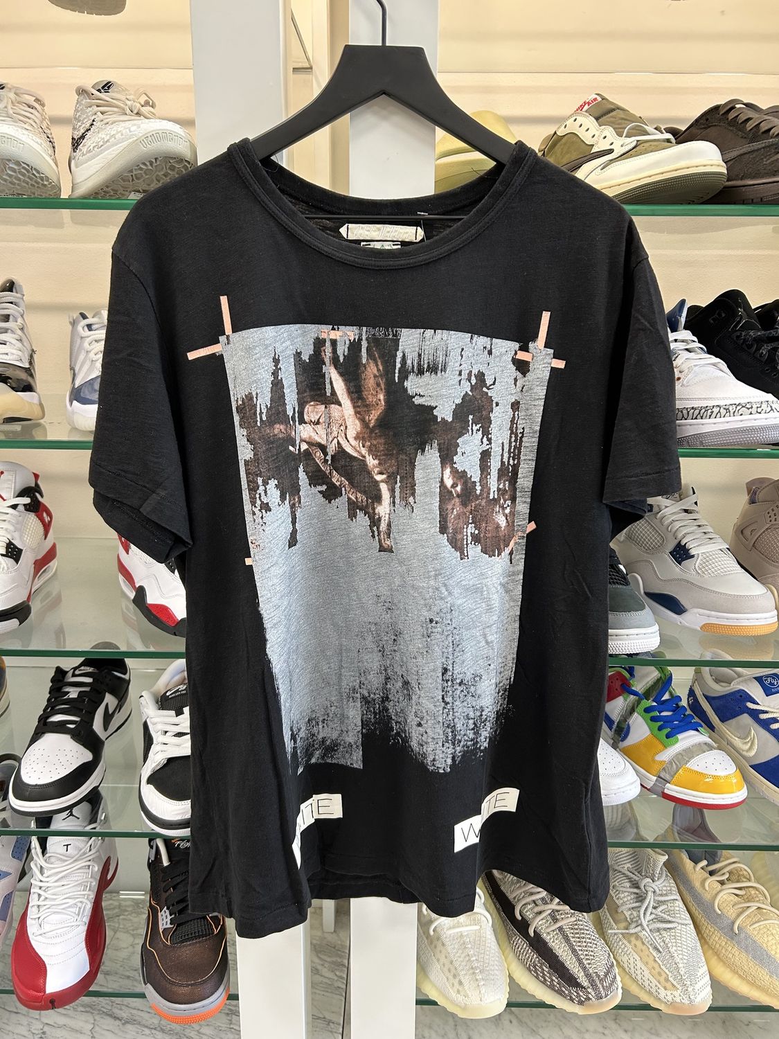 OFF-WHITE CARAVAGGIO TEE • Pre-Owned