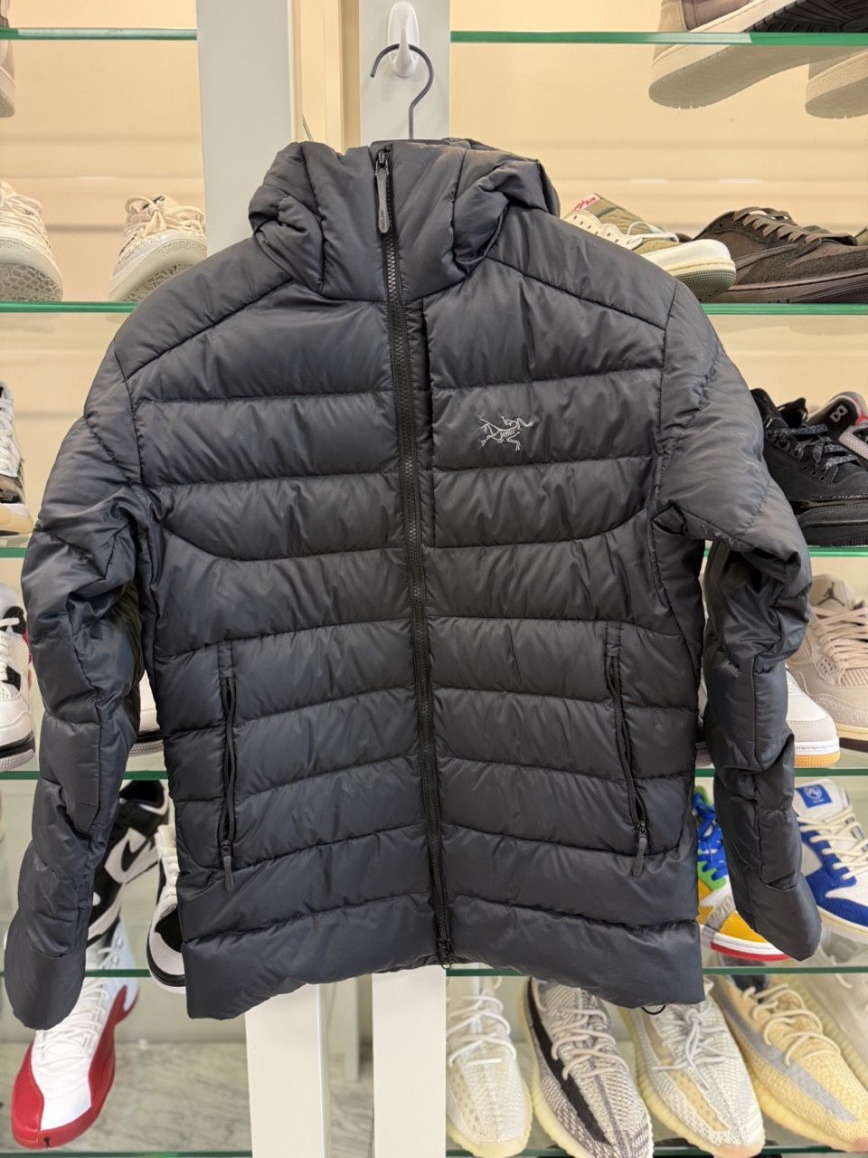 Arc&#39;teryx Thorium Hoody - Pre-Owned