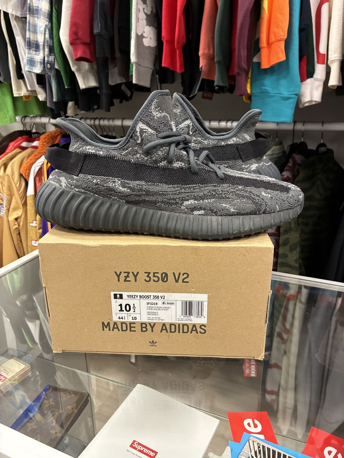 adidas Yeezy Boost 350 V2 MX Dark Salt - Pre-Owned, Product Condition: Pre-Owned, Shoe Size: US M 10.5