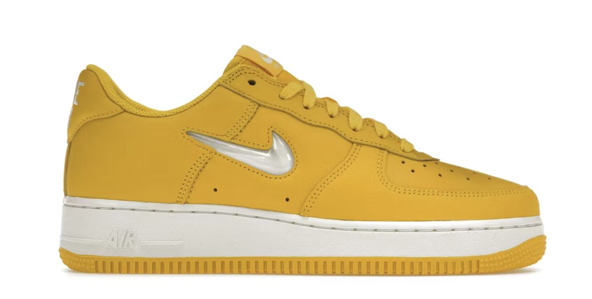 Nike Air Force 1 Low &#39;07 Retro Color of the Month Yellow Jewel - Brand New