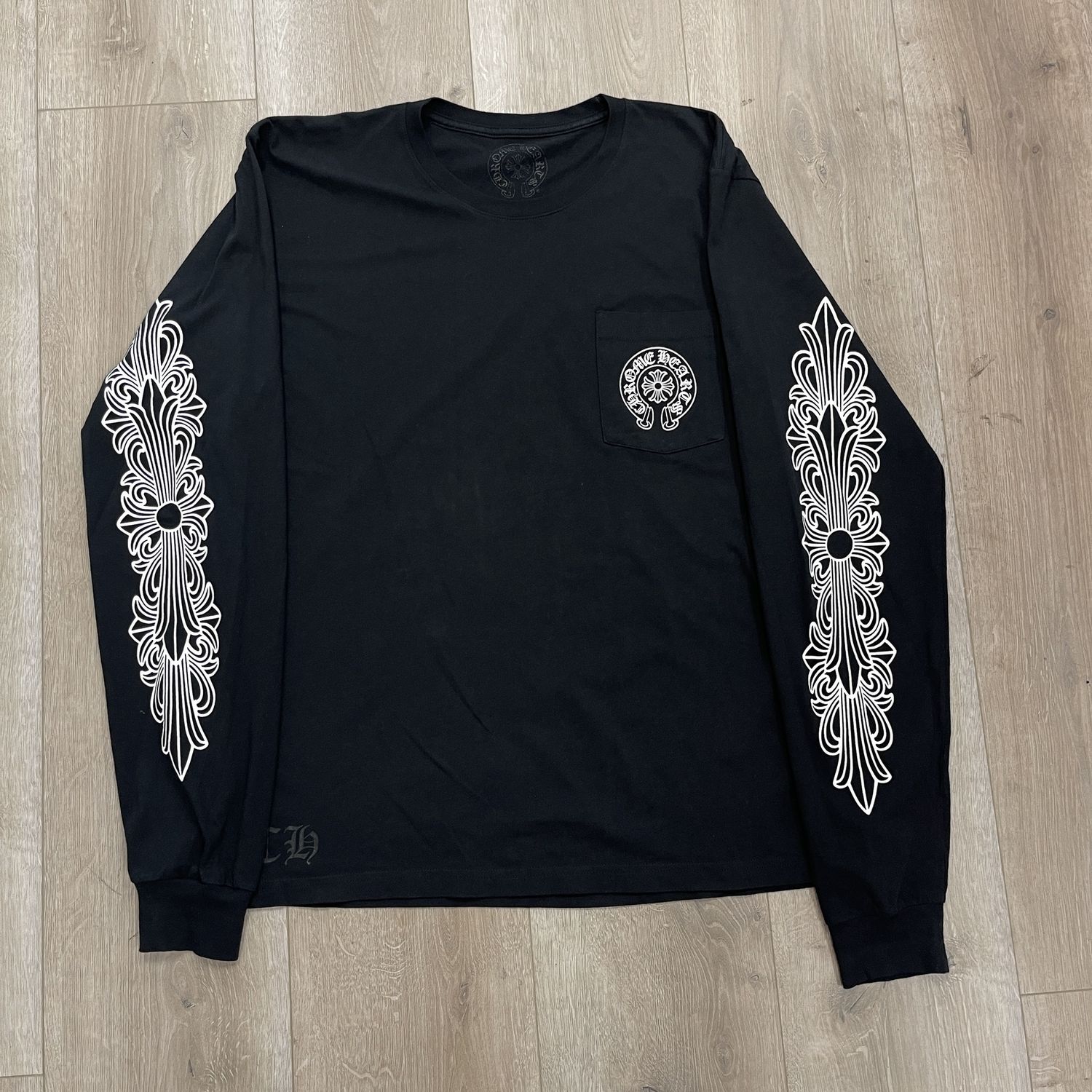 Chrome Hearts Honolulu Horseshoe Logo Long Sleeve T-Shirt - Pre-Owned, Clothing Size: L, Product Condition: Pre-Owned