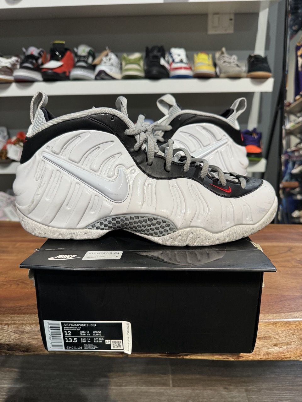 Nike Air Foamposite Pro White Black University Red - Pre-Owned, Product Condition: Pre-Owned, Shoe Size: US M 12