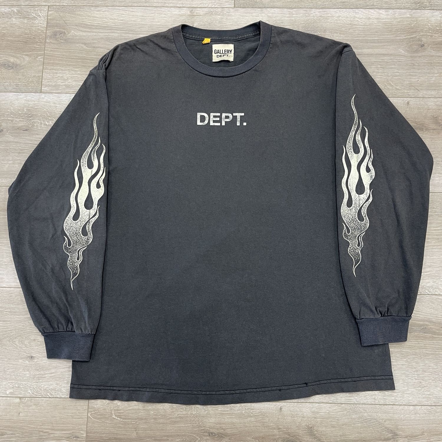 FW 21 Gallery Dept. Flames L/S T-Shirt Black size Large Pre Owned