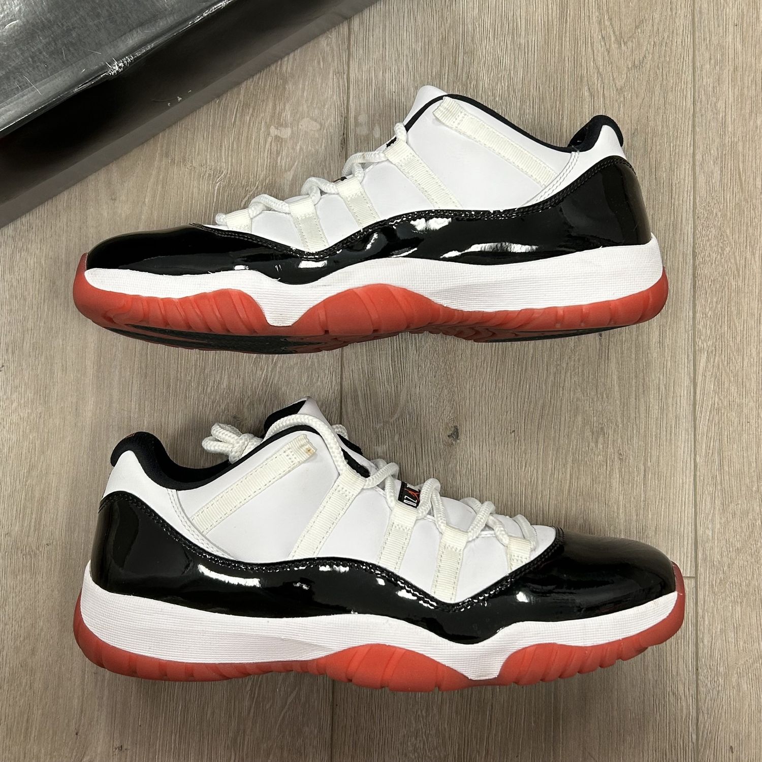 Jordan 11 Retro Low Concord Bred - Pre Owned, Product Condition: Pre-Owned, Shoe Size: US M 11