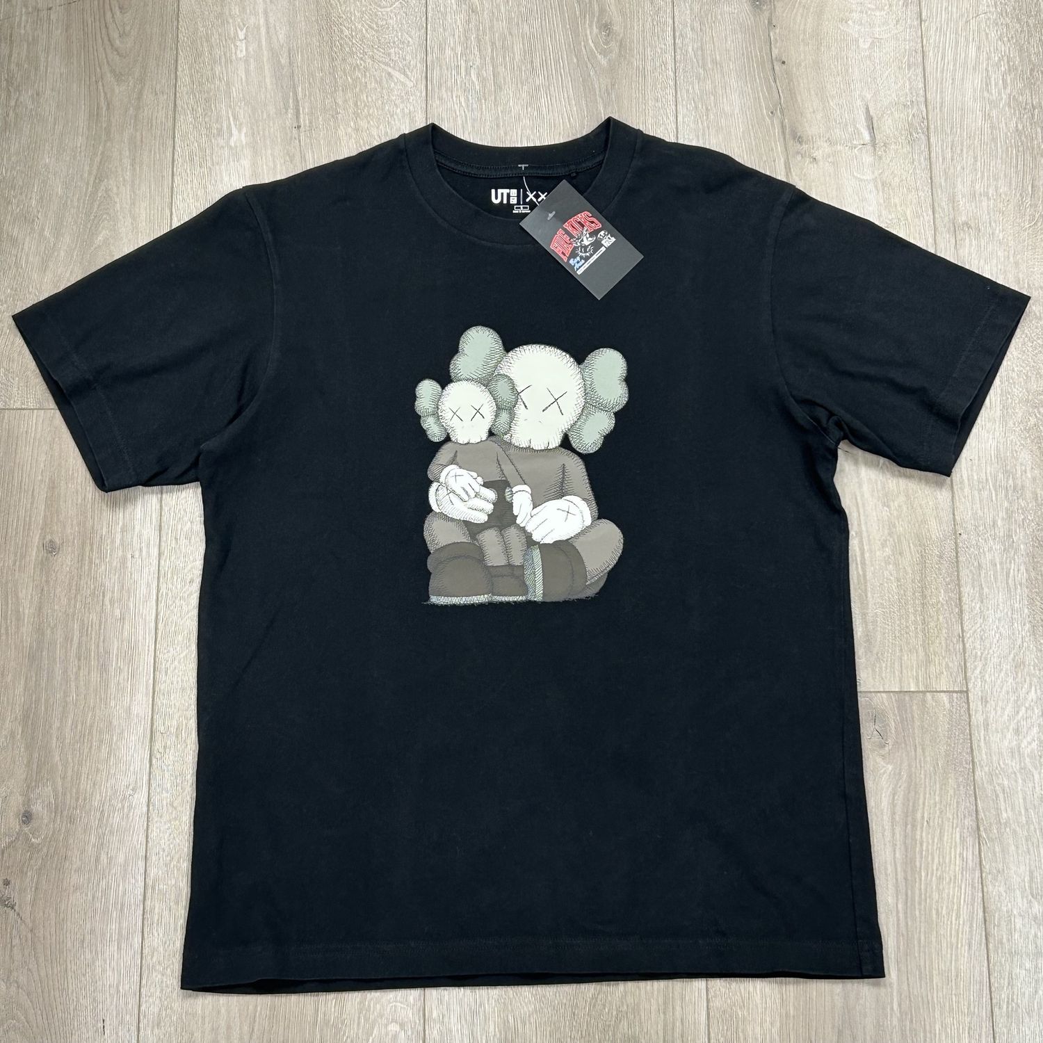 KAWS x Uniqlo UT Short Sleeve Graphic T-shirt - Pre Owned, Clothing Size: S, Product Condition: Pre-Owned