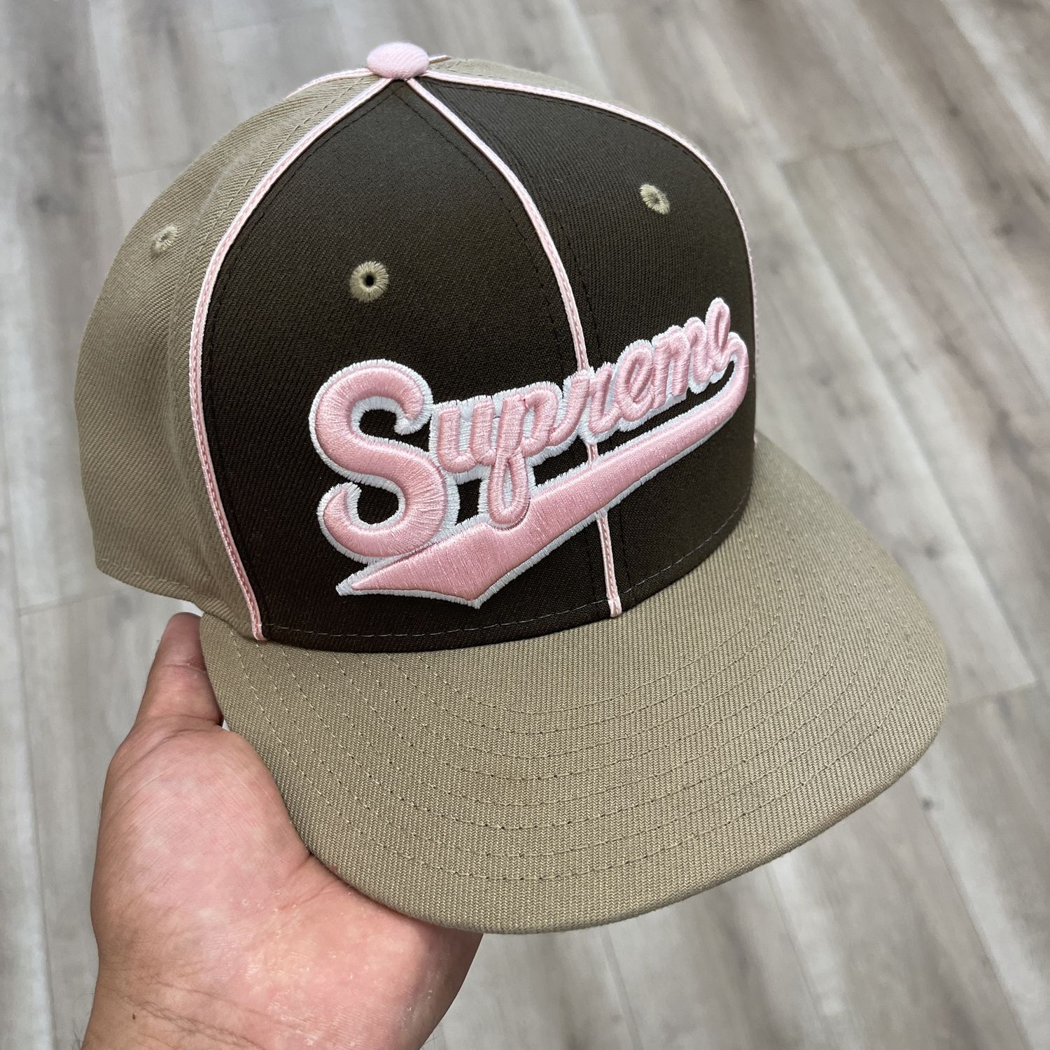 Supreme x New Era Piping Script Logo Cap Brown - Pre-Owned, Accessory Size: 7 3/8, Product Condition: Pre-Owned