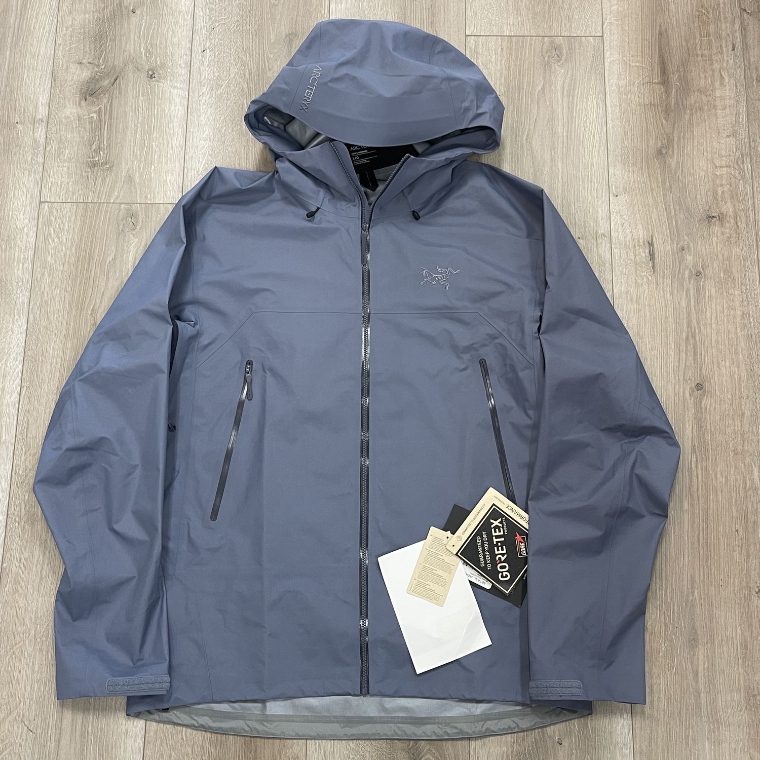 Arc&#39;teryx Beta SL Jacket Men&#39;s Black Stratus S25 - New, Clothing Size: L, Product Condition: Brand New