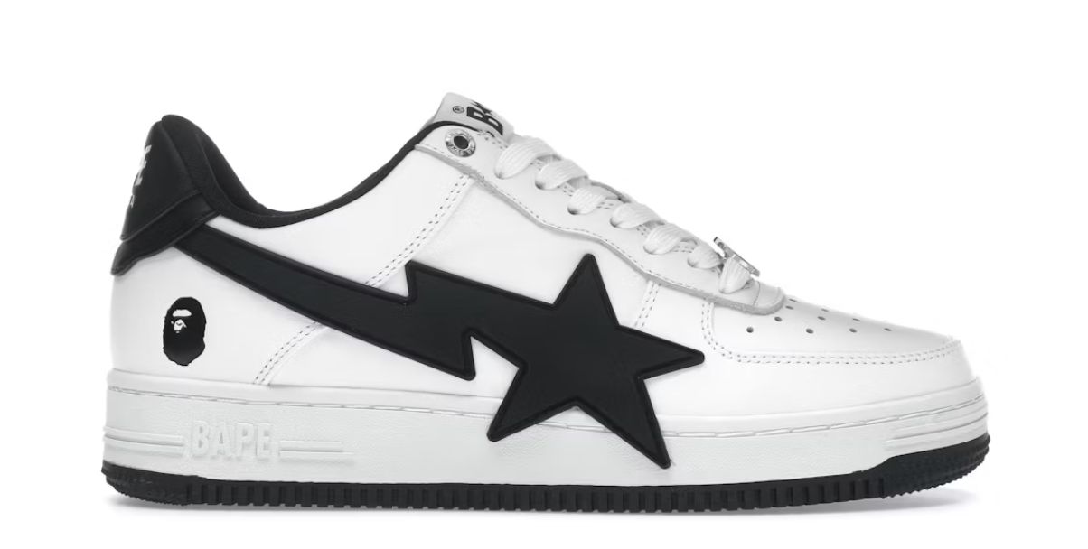 A Bathing Ape Bape Sta OS #2 White Black - Pre-Owned