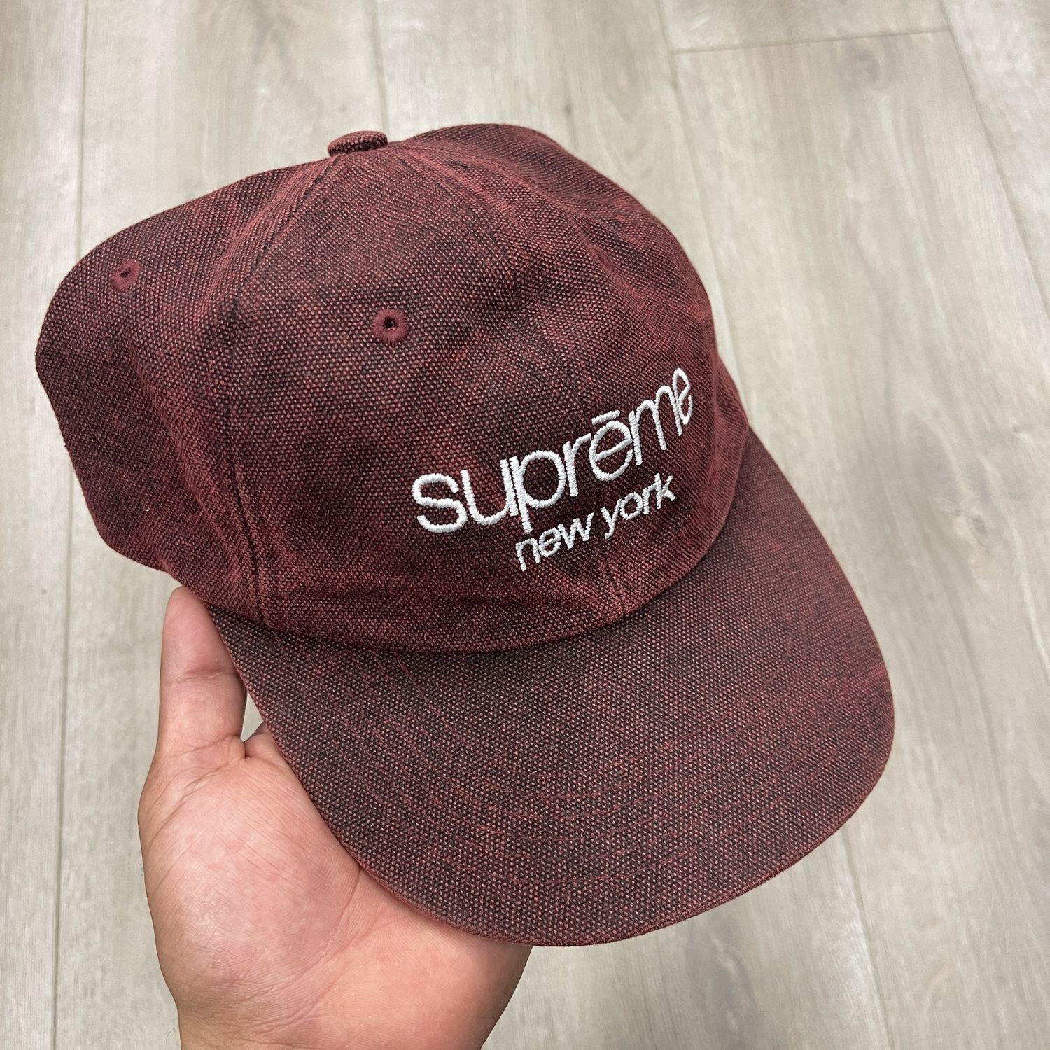 Supreme 2-Tone Canvas 6-Panel &#39;Red&#39; - Pre-Owned, Accessory Size: Snapback, Product Condition: Pre-Owned