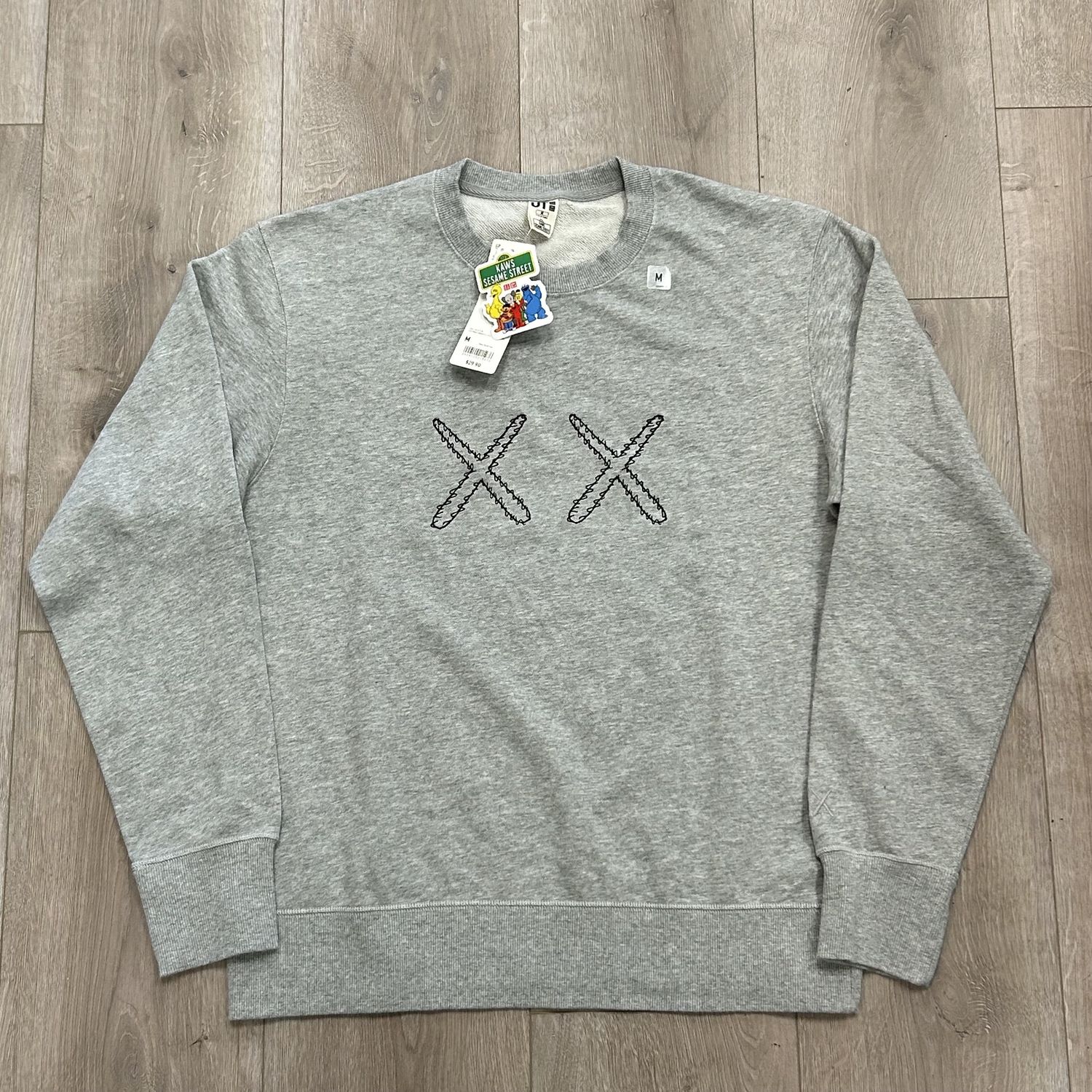 FW18 Kaws X Uniqlo X Sesame Street XX Sweatshirt - New, Product Condition: Brand New, Clothing Size: M