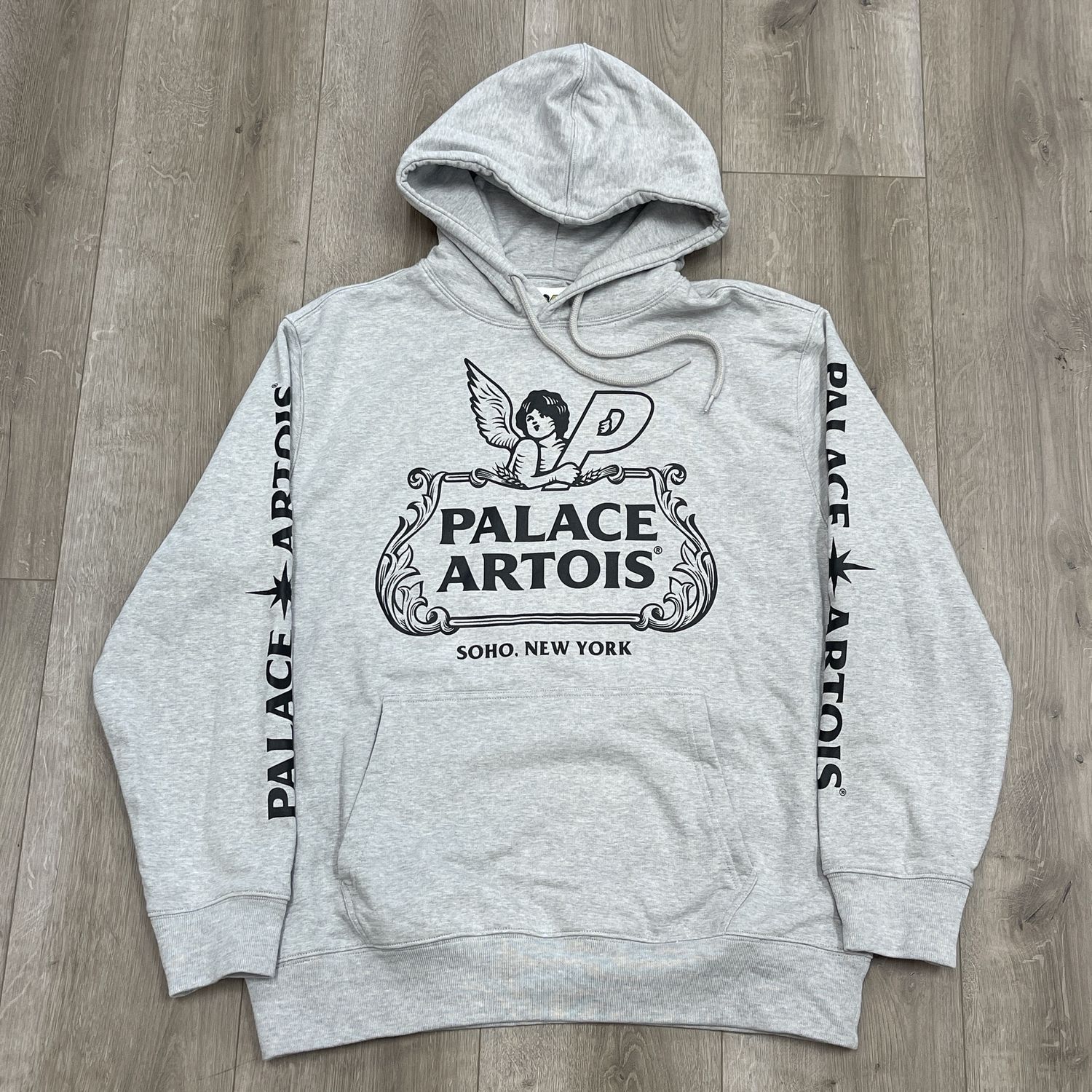 FW21 Palace x Stella Artois Chalice Hood Grey- Pre Owned, Product Condition: Pre-Owned, Clothing Size: L