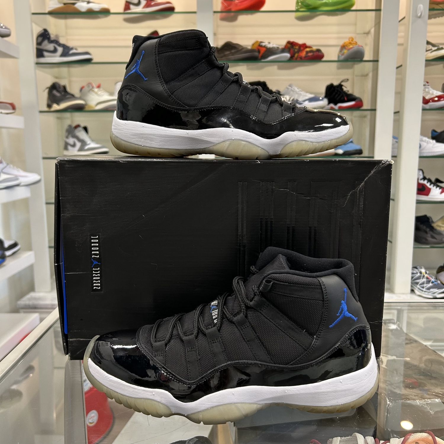 Jordan 11 Retro Space Jam (2009) - Pre-Owned, Product Condition: Pre-Owned, Shoe Size: US M 10.5