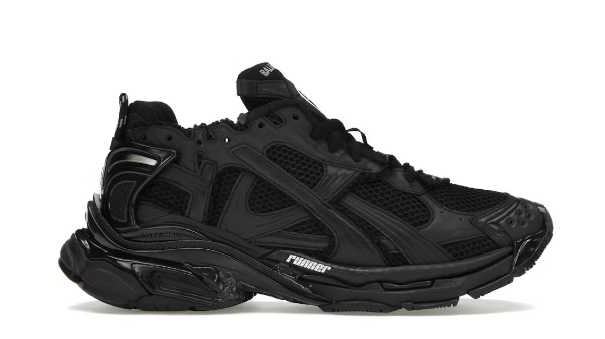 Balenciaga Runner Matte Black - Pre-Owned