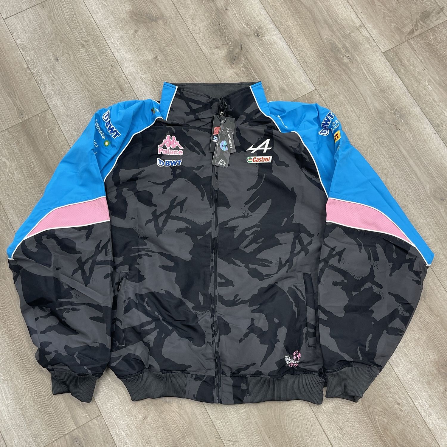 Palace x Kappa For Alpine Pit Jacket - New, Product Condition: Brand New, Clothing Size: XXL
