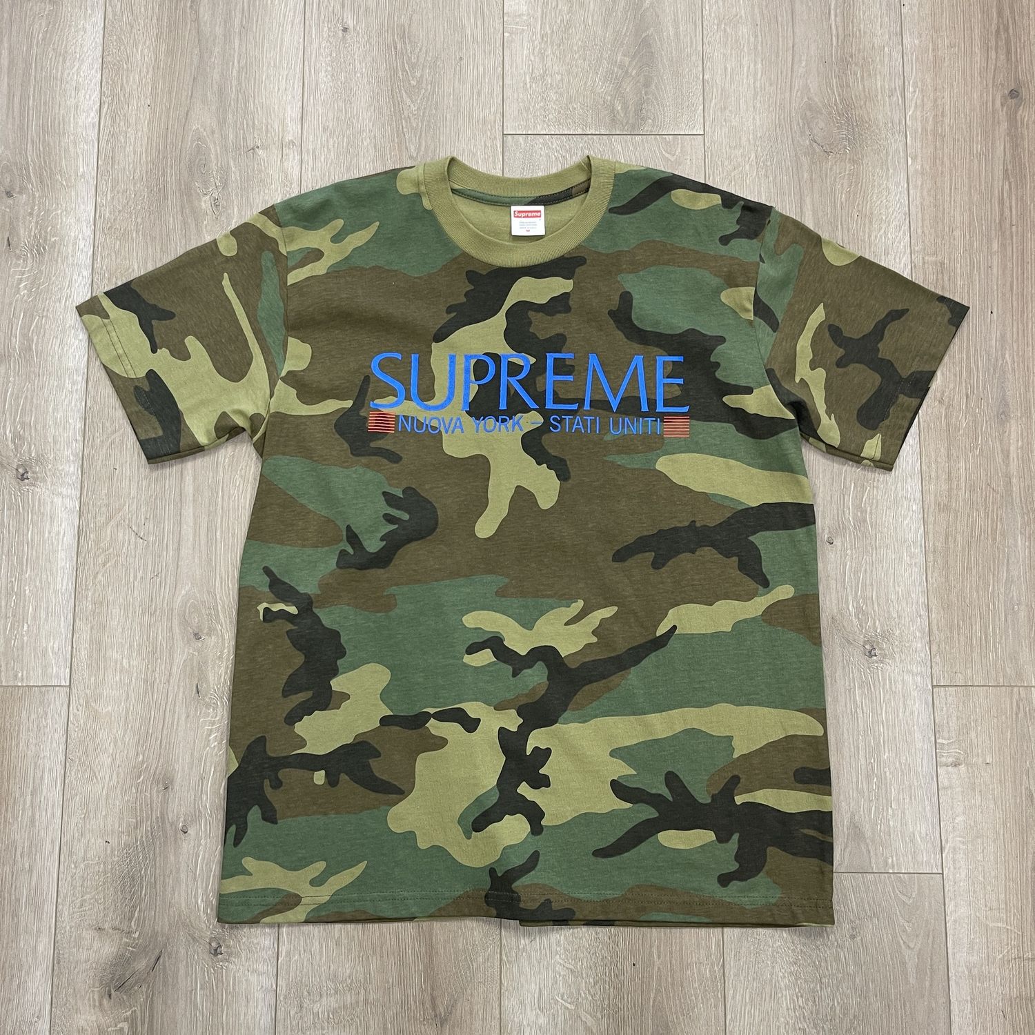 Supreme Nuova York Tee Woodland Camo - New, Product Condition: Brand New, Clothing Size: M