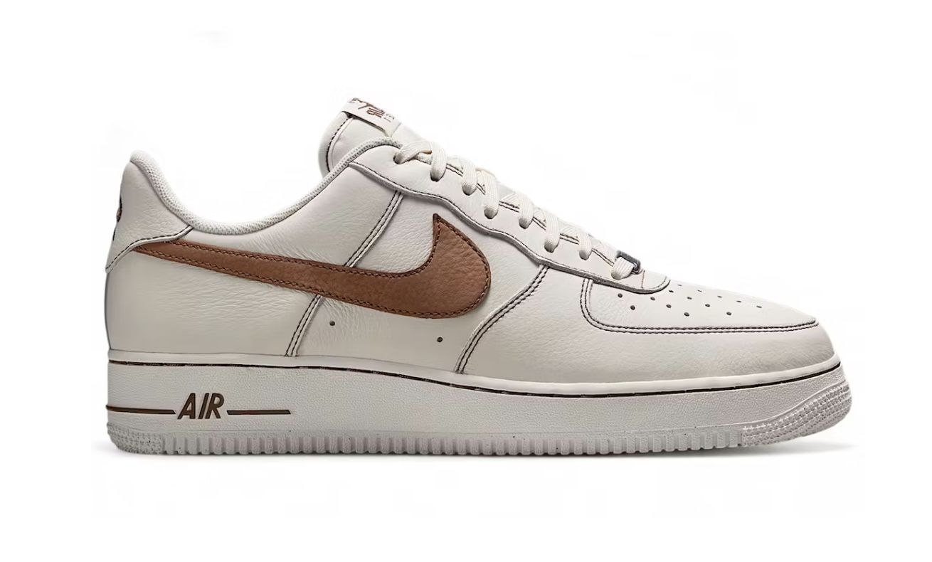 Nike Air Force 1 Low &#39;07 LV8 Ivory Saddle Brown • Brand New