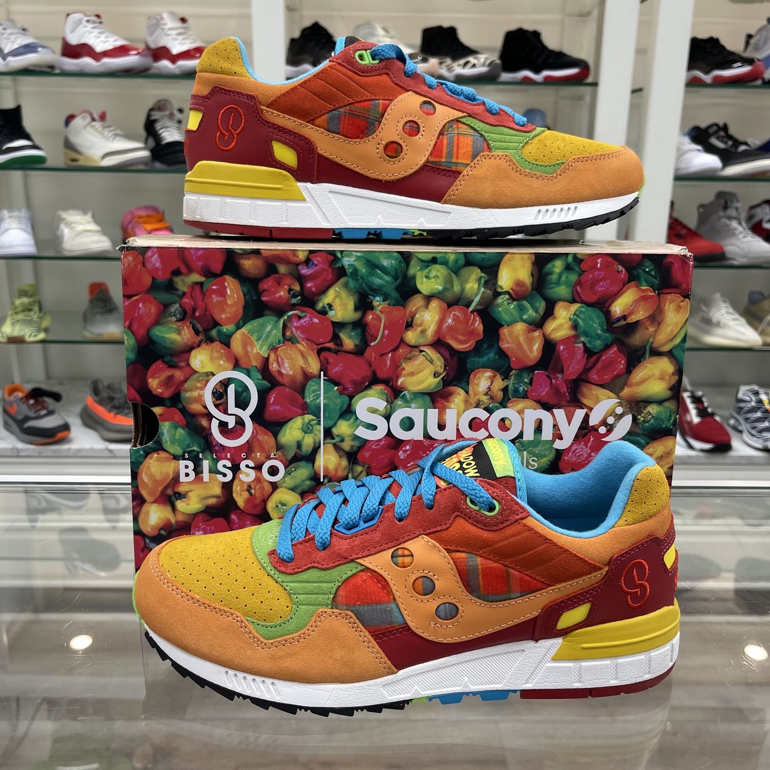 Saucony Shadow 5000 Saucony &amp; Friends Bisso Bondamanjak - Pre-Owned, Product Condition: Pre-Owned, Shoe Size: US M 10