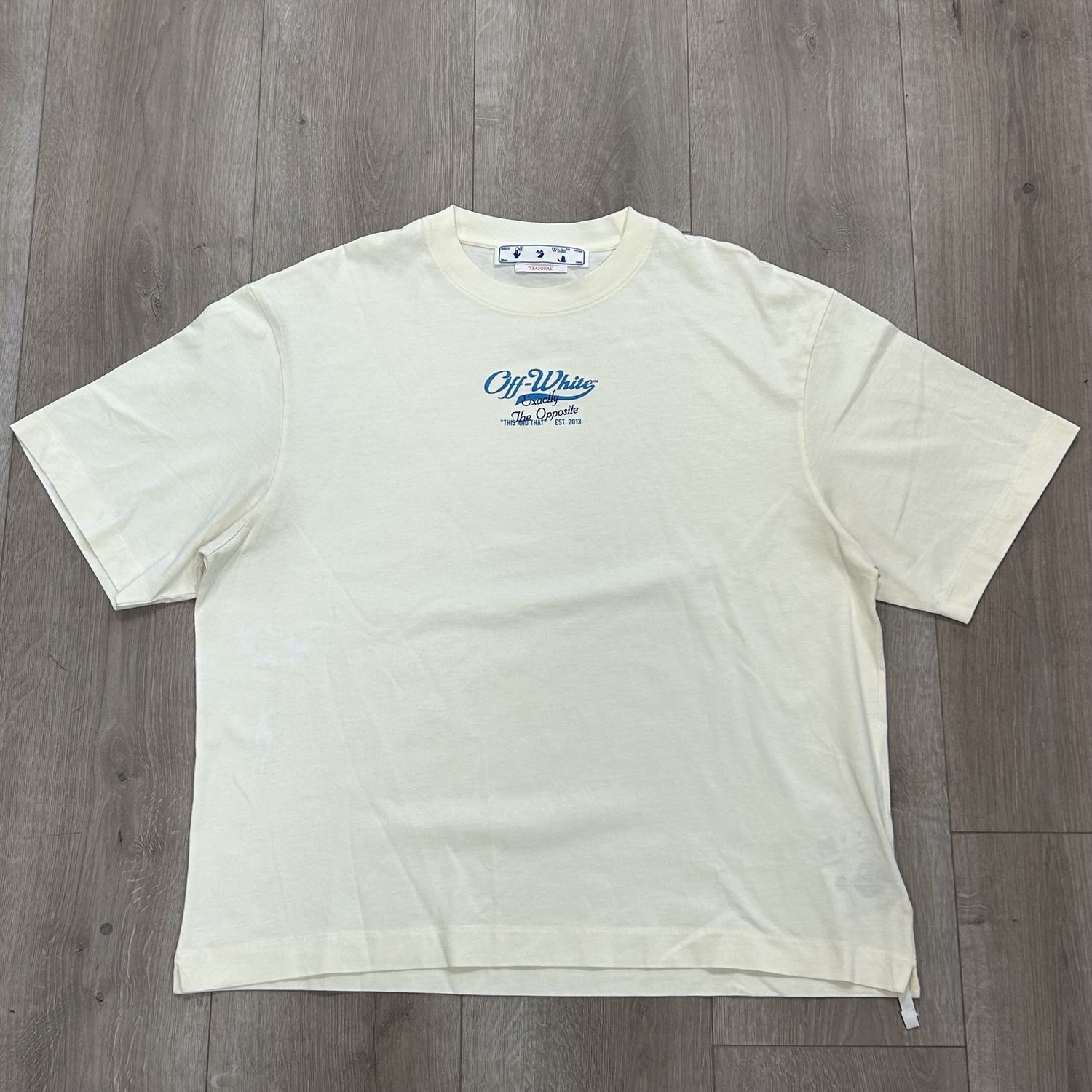 Off White Cream Tee - Pre Owned, Product Condition: Pre-Owned, Clothing Size: M