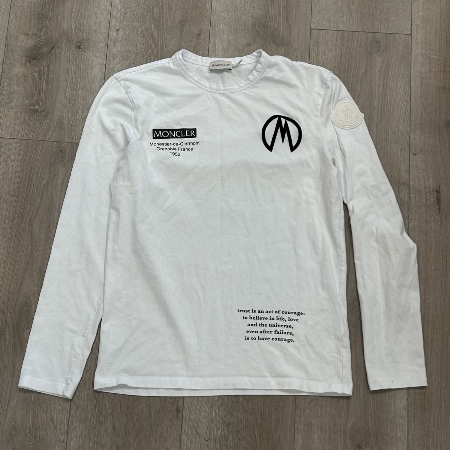 Moncler White Long Sleeve Shirt - Pre Owned, Clothing Size: M, Product Condition: Pre-Owned