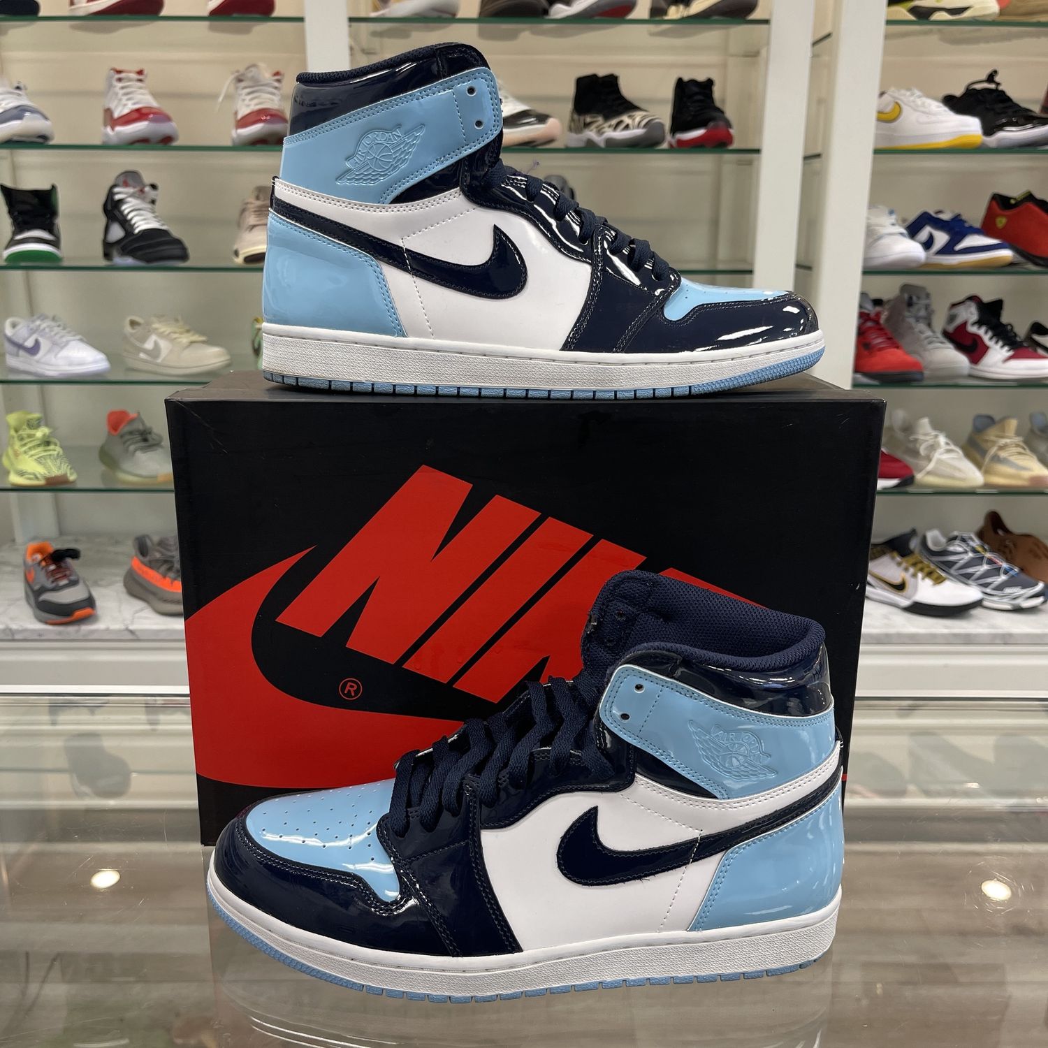 Jordan 1 Retro High UNC Patent (W), Product Condition: Pre-Owned, Shoe Size: US W 12