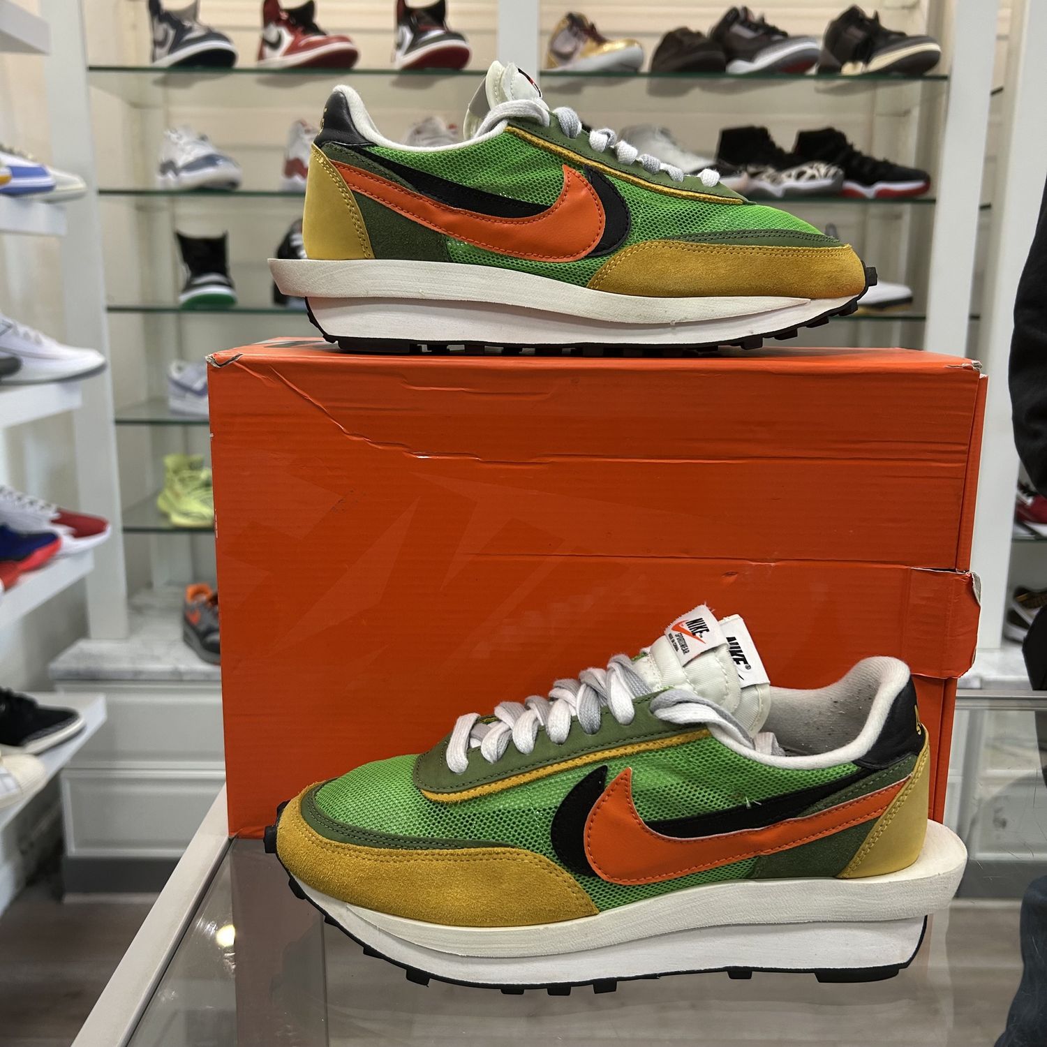 Nike LD Waffle sacai Green Gusto - Pre Owned, Product Condition: Pre-Owned, Shoe Size: US M 8