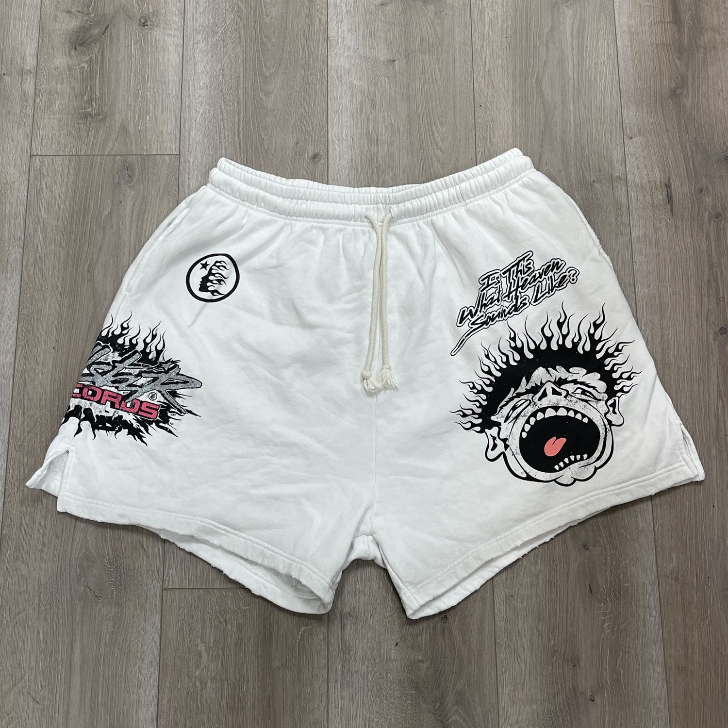 FW24 Hellstar Records Shorts White - Pre Owned, Product Condition: Pre-Owned, Clothing Size: XXL