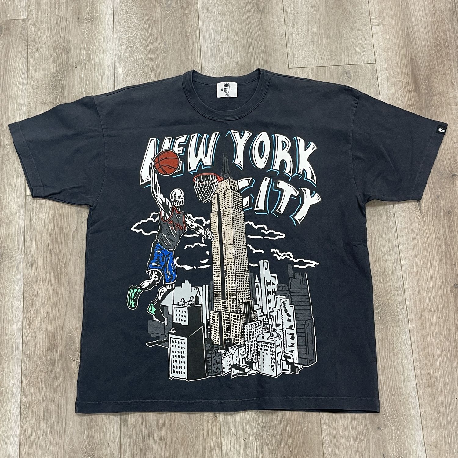 Warren Lotas New York City T-shirt - Pre Owned, Product Condition: Pre-Owned, Clothing Size: XL
