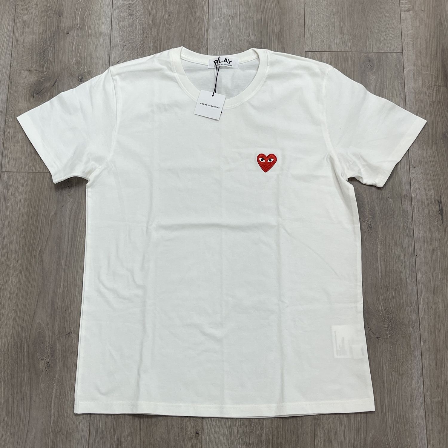 Comme des Garcons Play T-shirt White - New, Product Condition: Brand New, Clothing Size: L