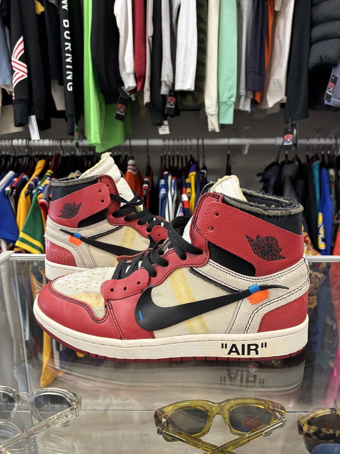 Jordan 1 Retro High Off-White Chicago - Pre-Owned, Product Condition: Pre-Owned, Shoe Size: US M 8.5
