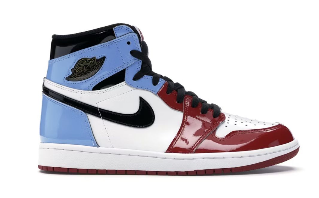 Jordan 1 Retro High Fearless UNC Chicago - Pre-Owned