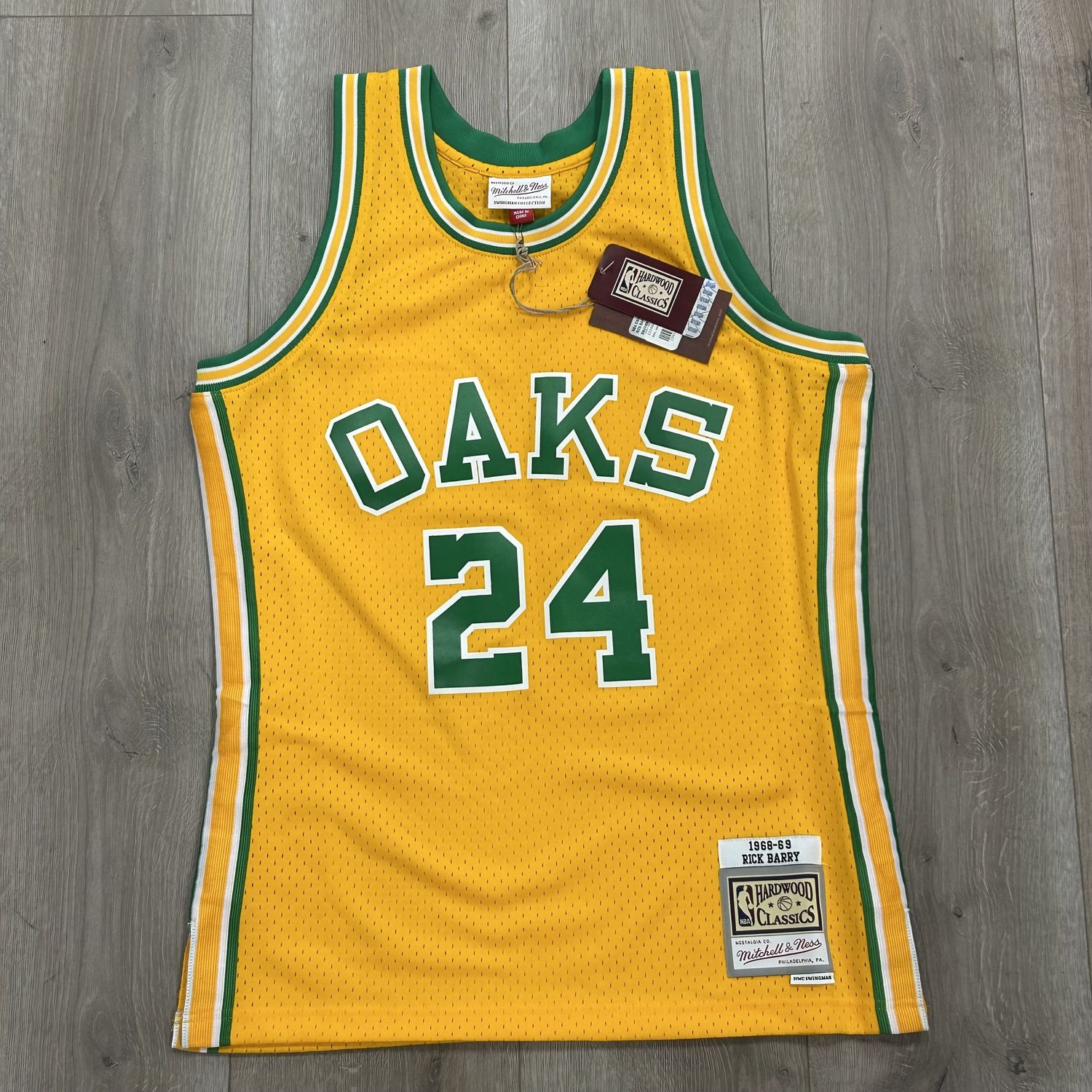 Oakland Oaks 1968/69 Hardwood Classics Swingman Team Jersey - Brand New, Product Condition: Brand New, Clothing Size: M