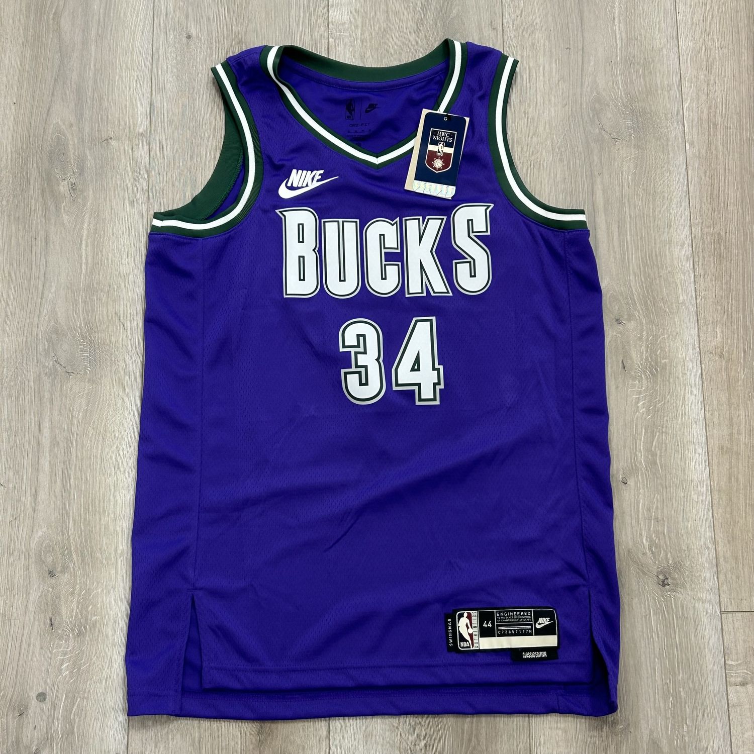 Giannis Antetokounmpo Milwaukee Bucks jersey - Brand New, Product Condition: Brand New, Clothing Size: M