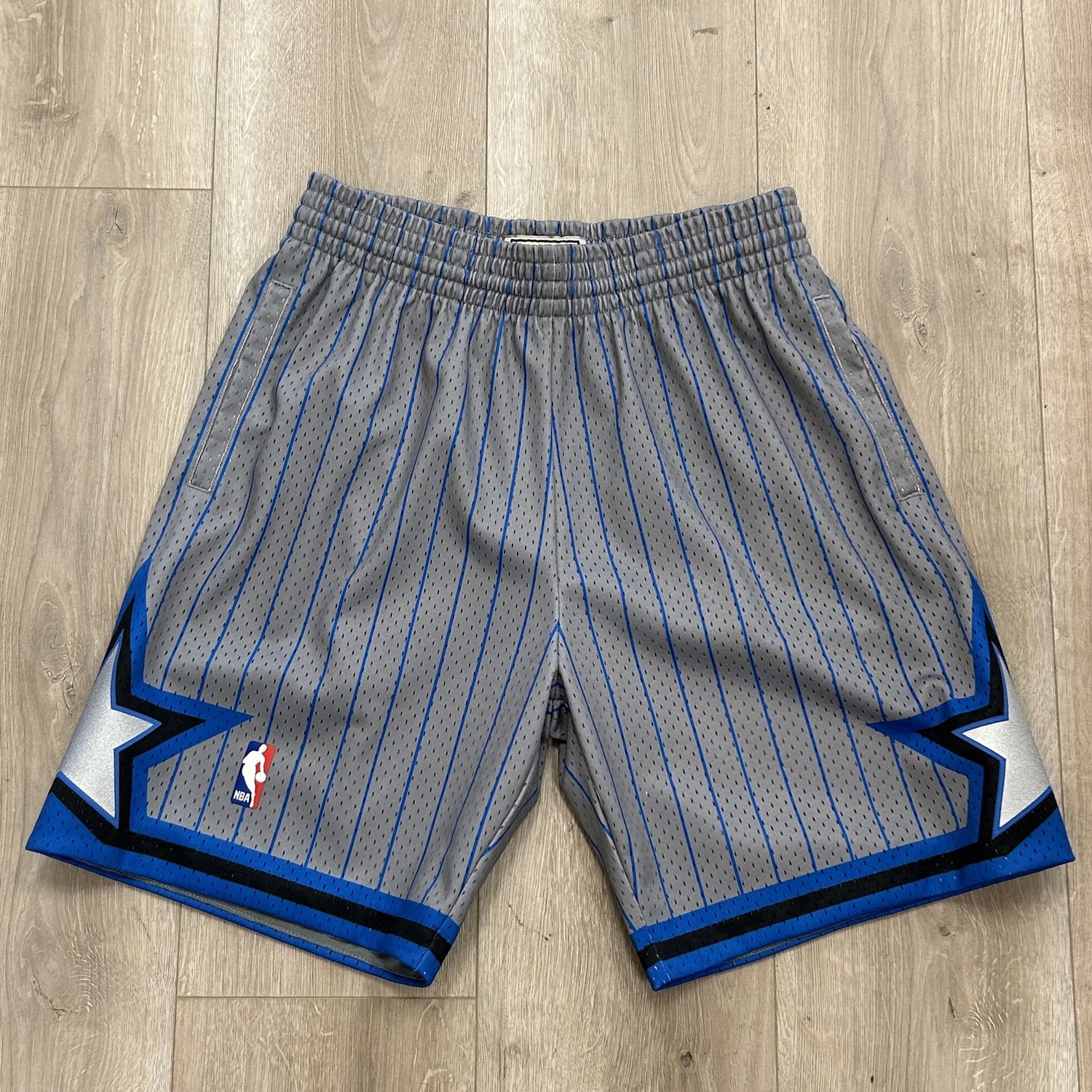 Mitchell &amp; Ness NBA Reload Swingman Short Magic 1994 - Pre-Owned, Product Condition: Pre-Owned, Clothing Size: M