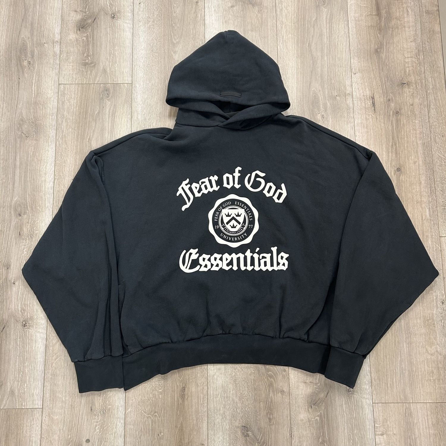 ESSENTIALS HEAVY FLEECE VINTAGE SHRUNKEN HOODIE (BLACK), Clothing Size: XXL, Product Condition: Pre-Owned