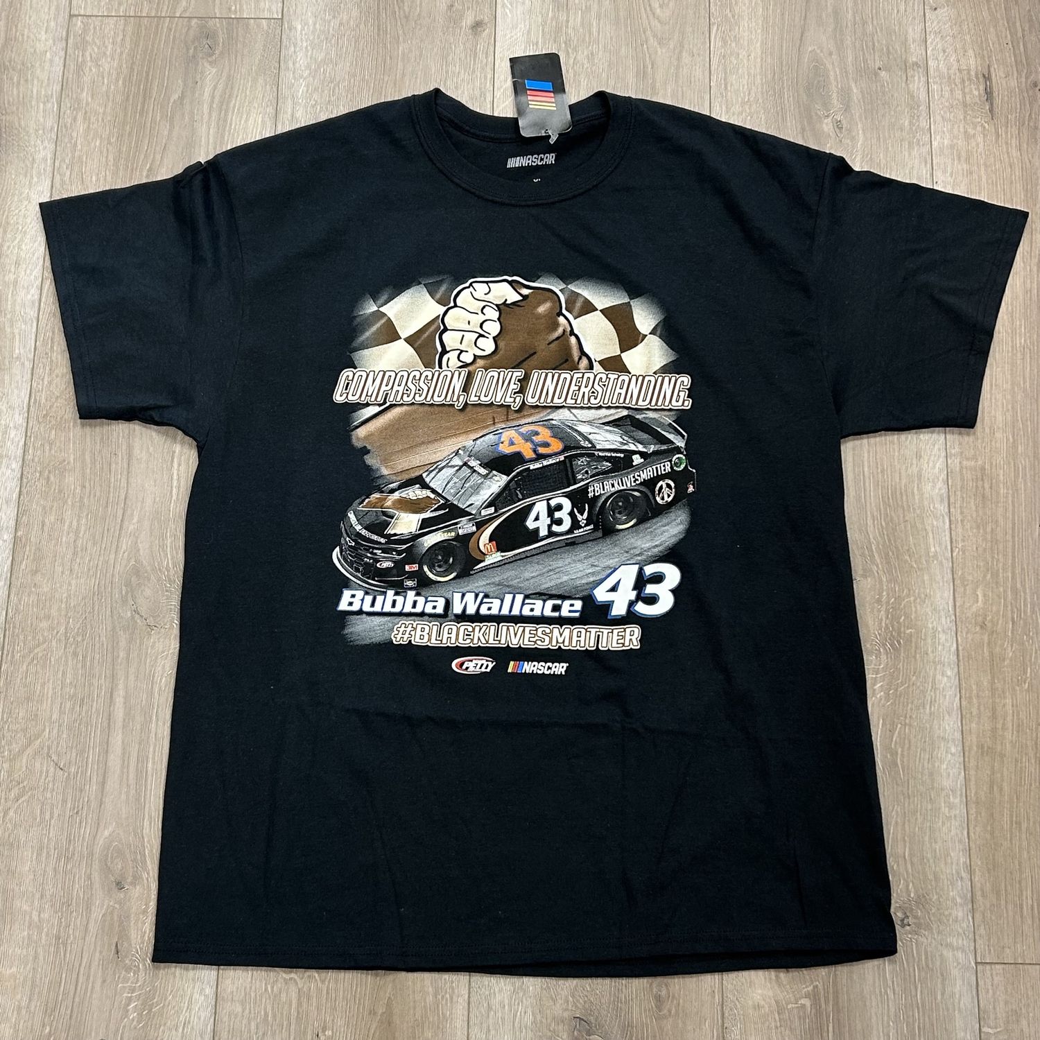 Nascar Bubba Wallace Checkered Flag Black #BlackLivesMatter Graphic 1-Spot T-Shirt - New, Clothing Size: XL, Product Condition: Brand New