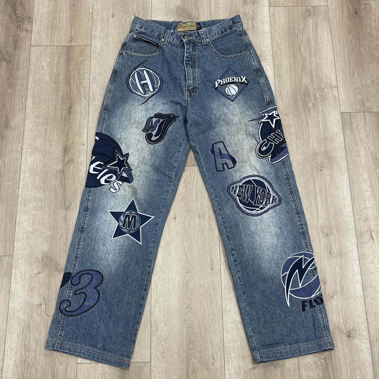 D-Tek NBA Jeans Washed Blue - Pre-Owned, Clothing Size: 32, Product Condition: Pre-Owned