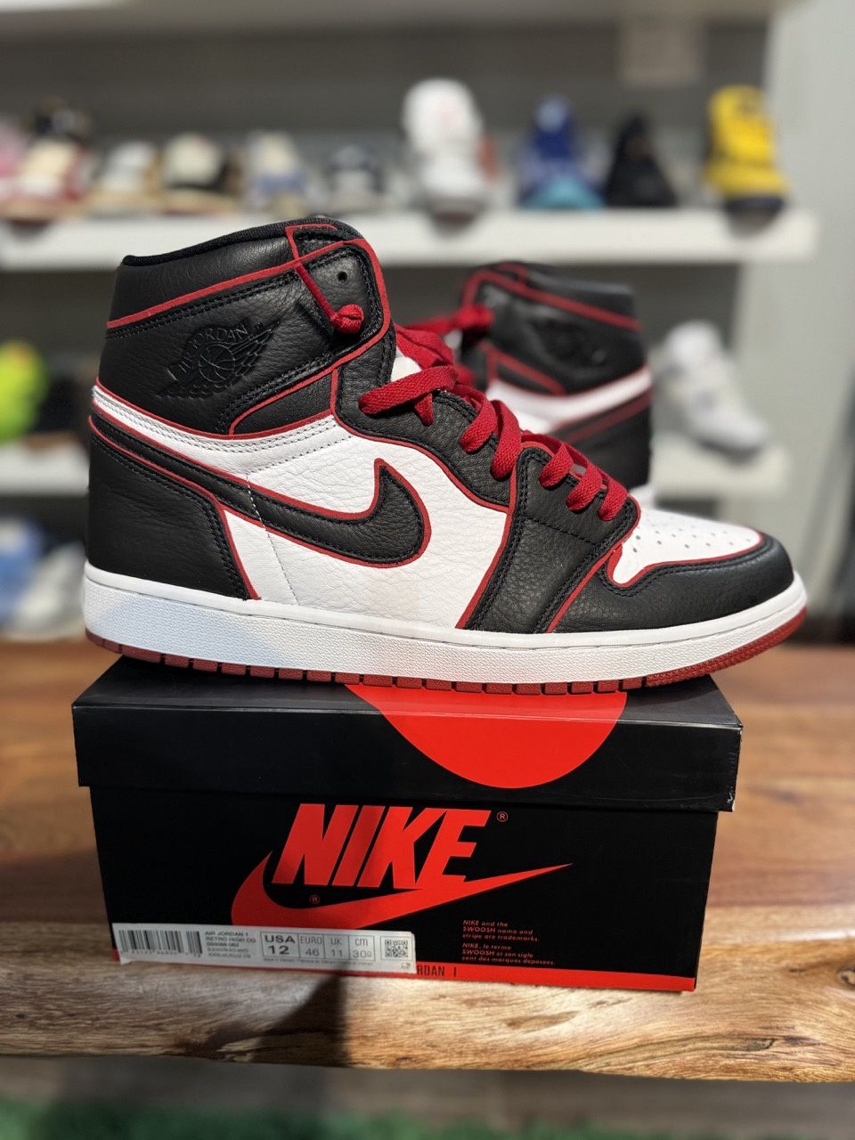 Jordan 1 Retro High Bloodline - Pre-Owned, Product Condition: Pre-Owned, Shoe Size: US M 12
