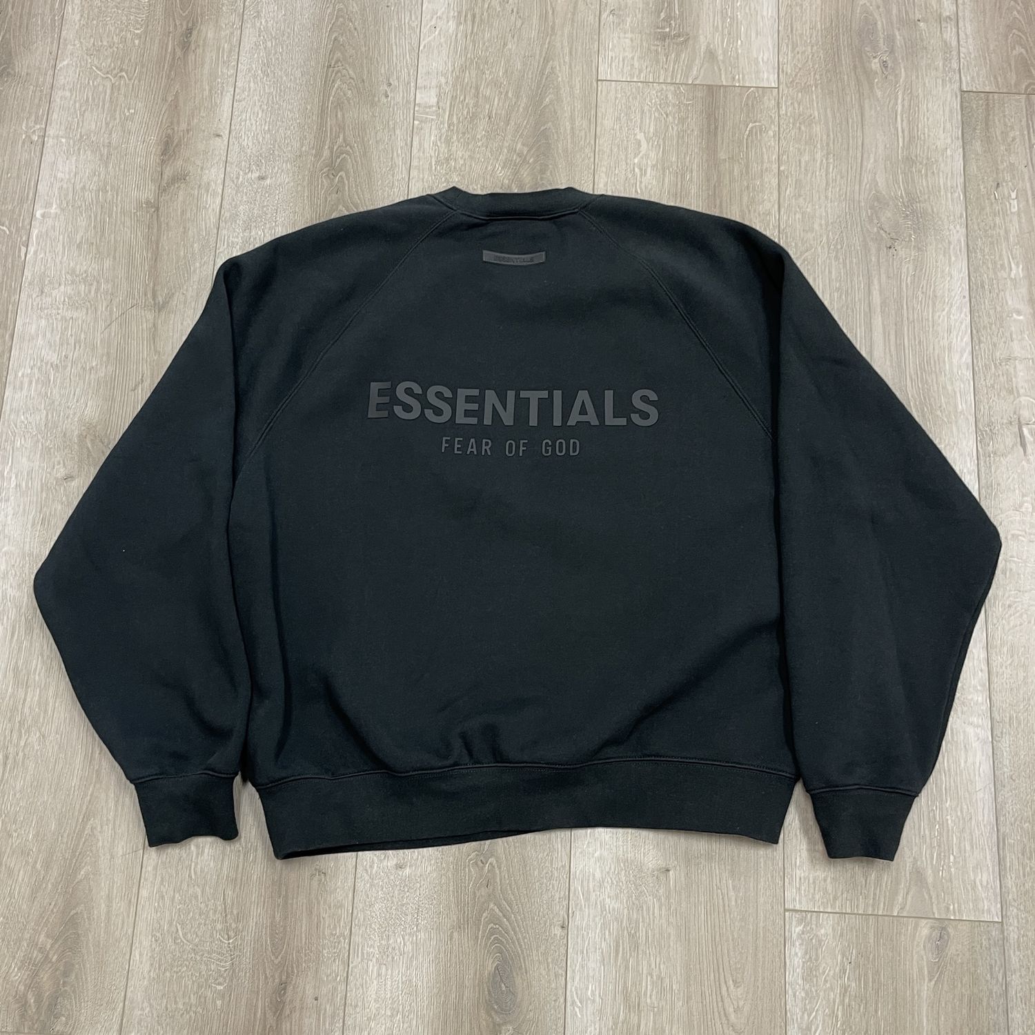 Essentials Black Crewneck - Pre-Owned, Clothing Size: M, Product Condition: Pre-Owned
