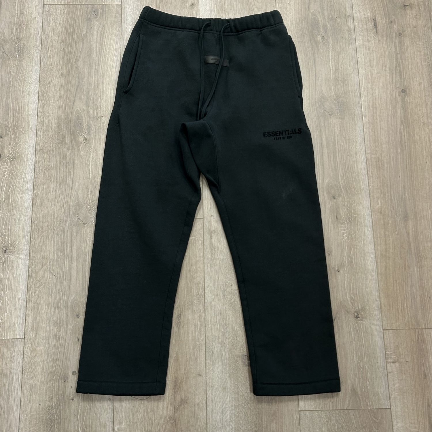 Fear of God Essentials Relaxed Fleece Sweatpant Jet Black