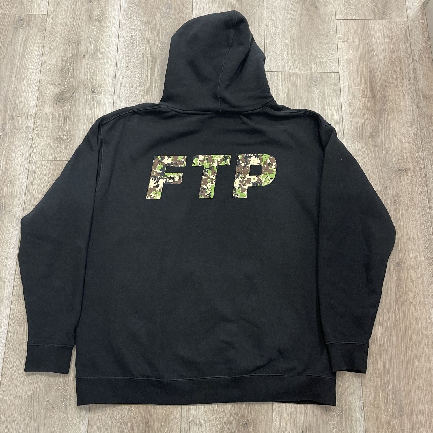 FTP Black/Camo Logo Hoodie - Pre-Owned, Clothing Size: XL, Product Condition: Pre-Owned