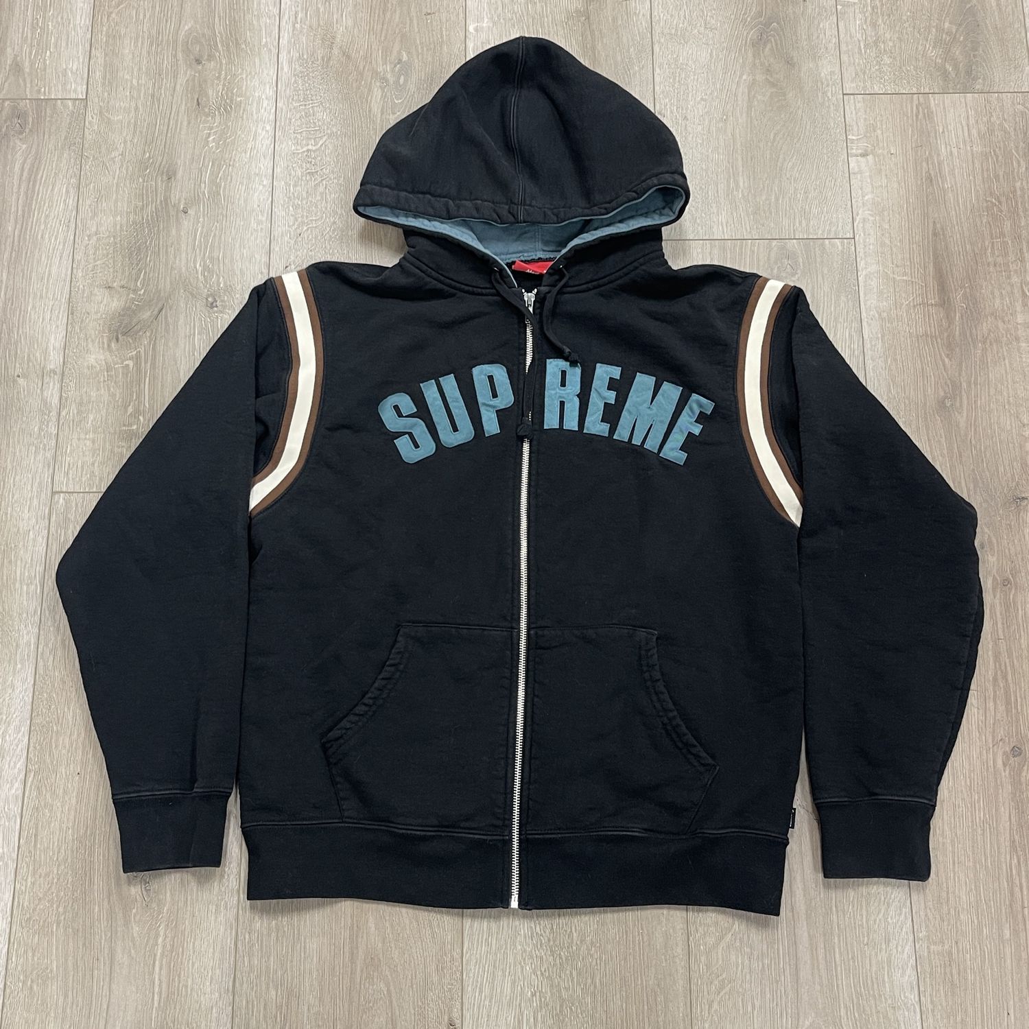 Supreme 2018 Jet Sleeve Zip Up Hooded Sweatshirt &#39;Black&#39; - Pre-Owned, Clothing Size: M, Product Condition: Pre-Owned