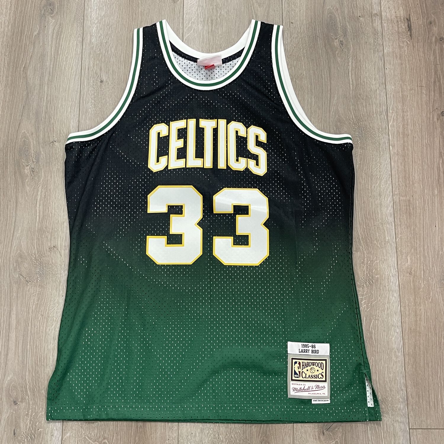Larry Bird Boston Celtics Mitchell &amp; Ness 1985/86 Hardwood Classics - New, Clothing Size: L, Product Condition: Brand New