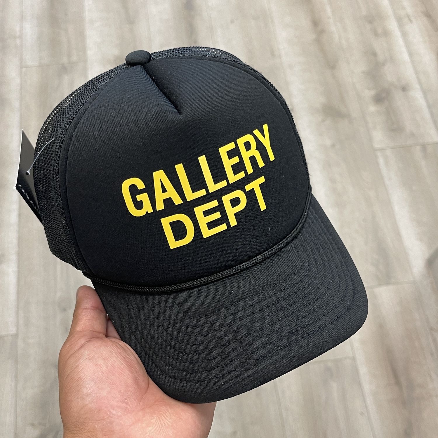 gallery dept. trucker - Pre-Owned, Accessory Size: OSFA, Product Condition: Pre-Owned