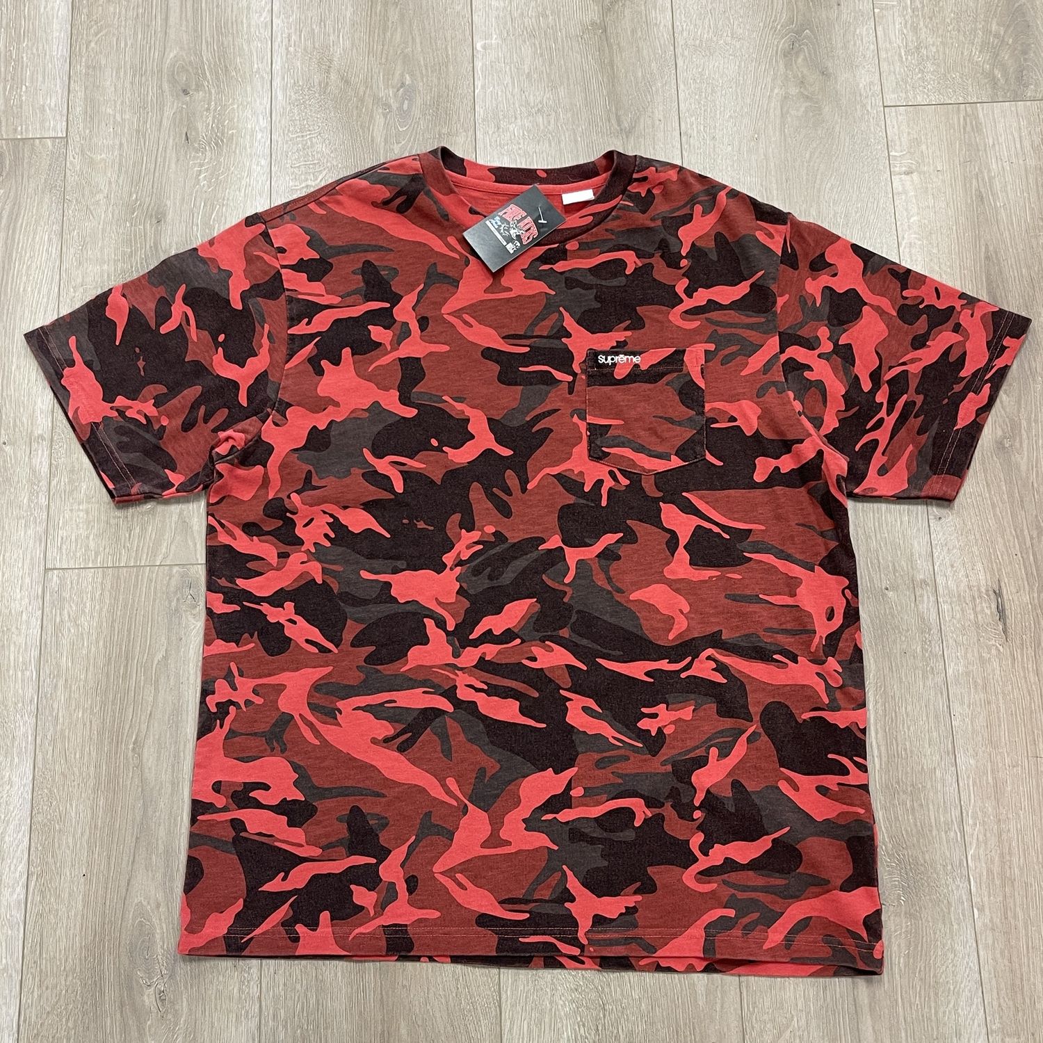 Supreme Short-Sleeve Pocket Tee &#39;Red Camo&#39; - Pre-Owned, Clothing Size: L, Product Condition: Pre-Owned