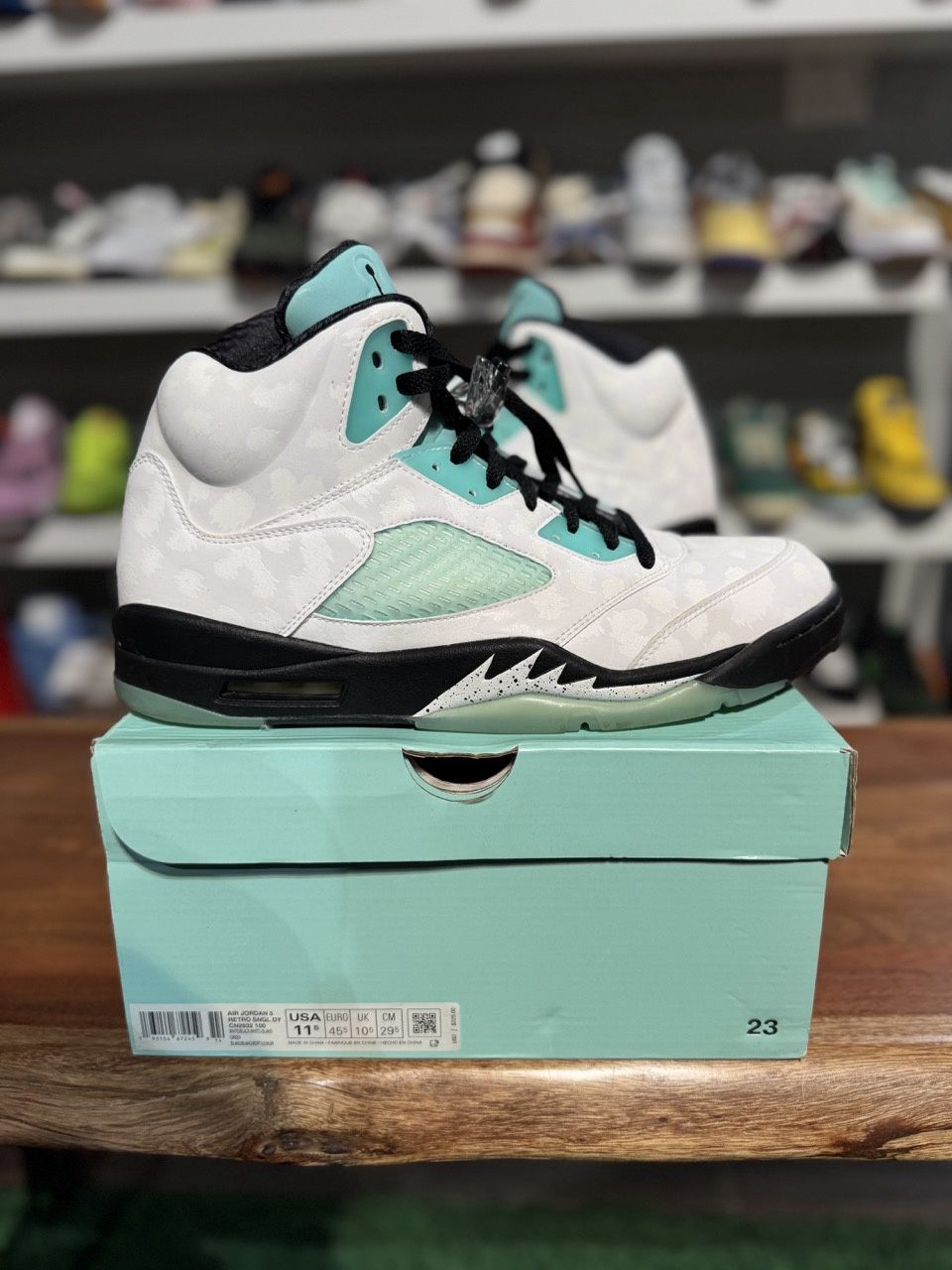 Jordan 5 Retro Island Green - Pre-Owned, Product Condition: Pre-Owned, Shoe Size: US M 11.5